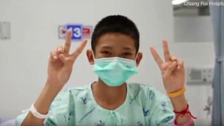 «Ευχαριστώ που με σώσατε»: Τα αγόρια της Ταϊλάνδης για πρώτη φορά on camera