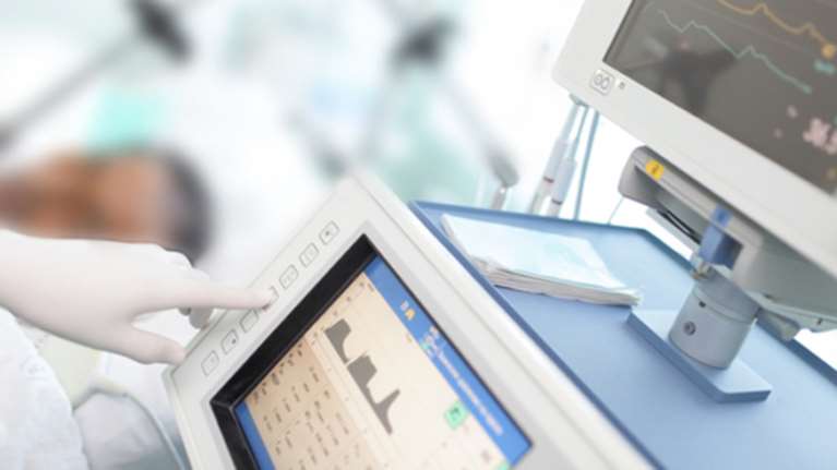 Βουτιά θανάτου από τον 3ο όροφο του νοσοκομείου