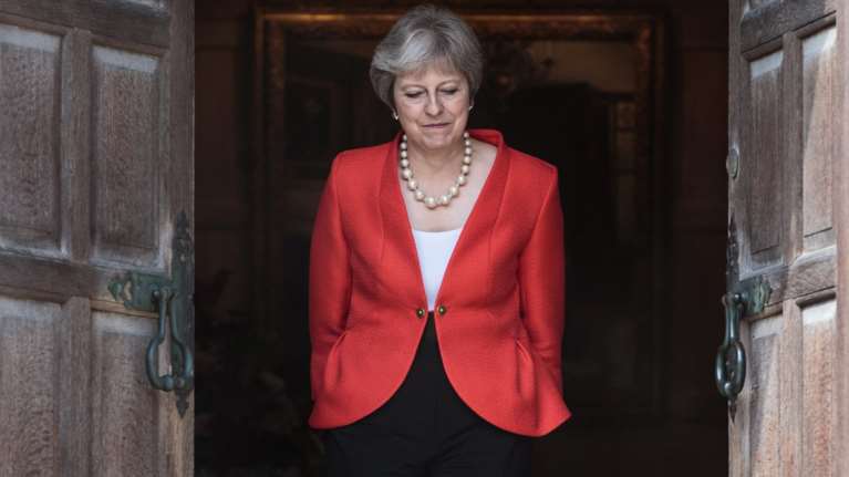 Mέι στους Τόρις: Μην εμποδίσετε το σχέδιο μου για το Brexit