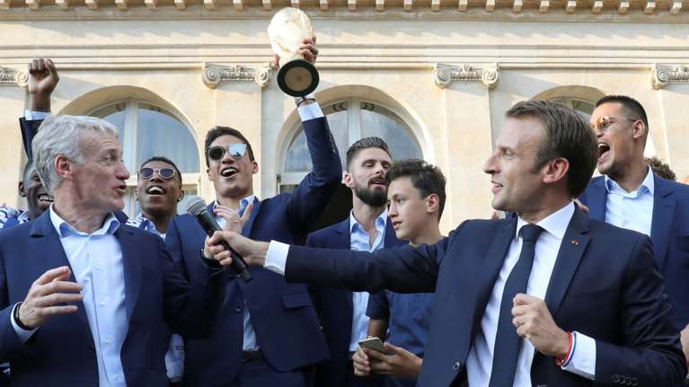 Το Παρίσι υποκλίθηκε! Το πάρτι των θριαμβευτών του Μουντιάλ