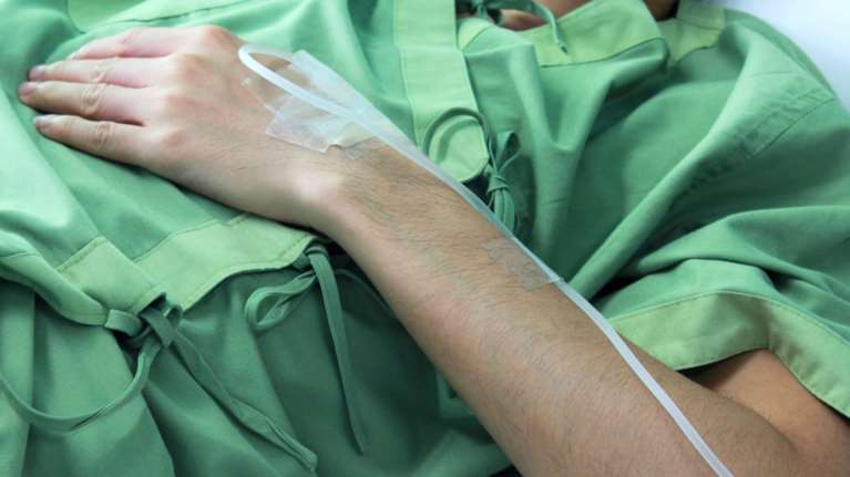 Στη ΜΕΘ ο 30χρονος οπλίτης που είχε τραυματιστεί το μεσημέρι στη Λέσβο