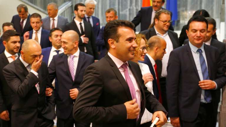 Ζάεφ και αντιπολίτευση δεν συμφώνησαν σε κοινή διατύπωση για το δημοψήφισμα