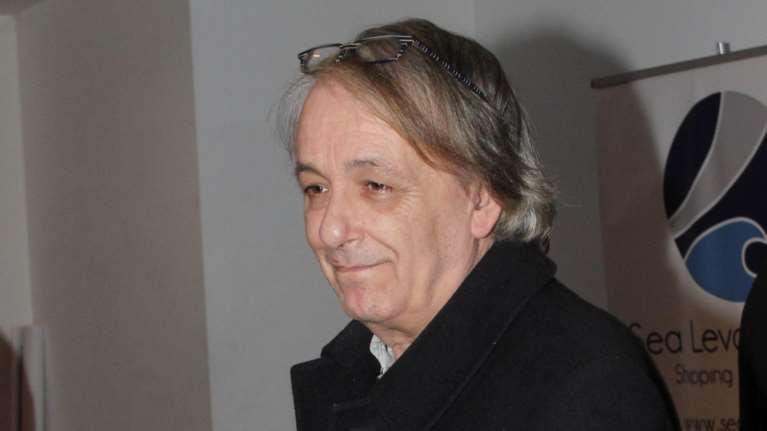 Η φίλη του Ανδρέα Μικρούτσικου δηλώνει:&quot;Θα τον ψάξω, γιατί τον αγαπώ&quot;