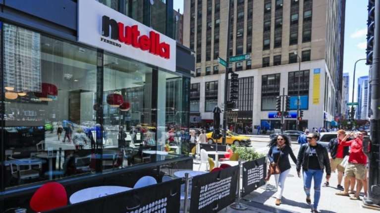 &quot;Κόκκινη κάρτα&quot; για τη Nutella για προωθητική ενέργεια στο Μουντιάλ