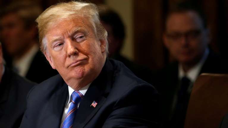 Νέα αποκάλυψη για τον Τραμπ και πρώην playmate πριν από τις εκλογές