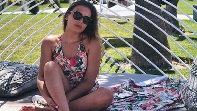 Η σέξι κόρη του Ζόραν Ζάεφ με το μαγιό της, ποστάρει από τη Χαλκιδική-φωτό