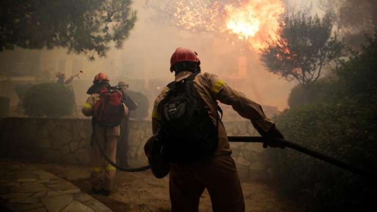 Συνεργασία Δήμου Μαραθώνα-ΟΠΑΠ για τη στήριξη των πληγέντων απο τη φωτιά