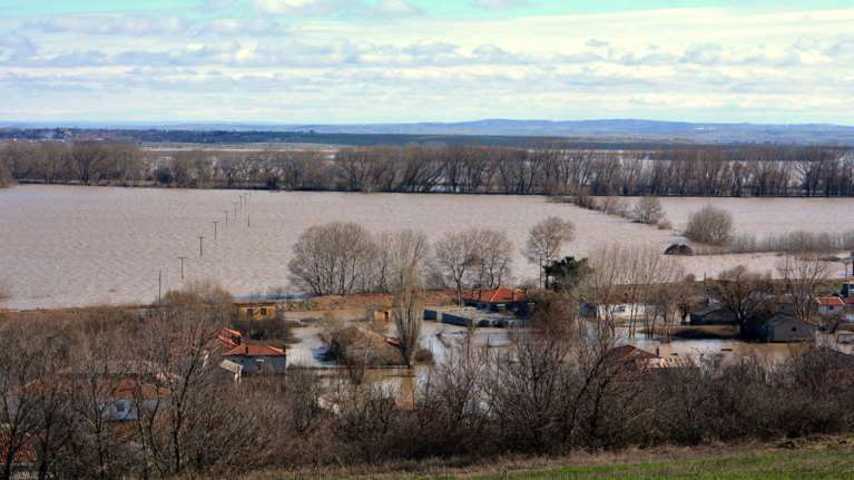 Η Βουλγαρία προειδοποιεί Ελλάδα και Τουρκία για πλημμύρες