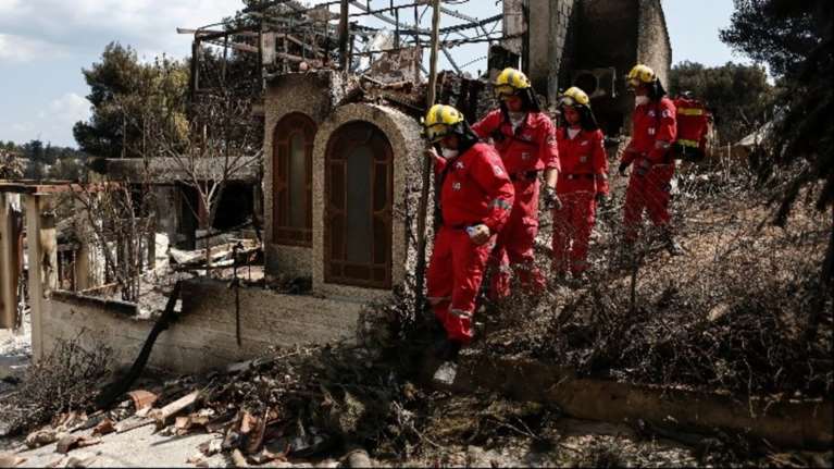 ΔΕΔΔΗΕ: Έως το βράδυ επανηλεκτροδότηση μεγάλου μέρους πυρόπληκτων περιοχών