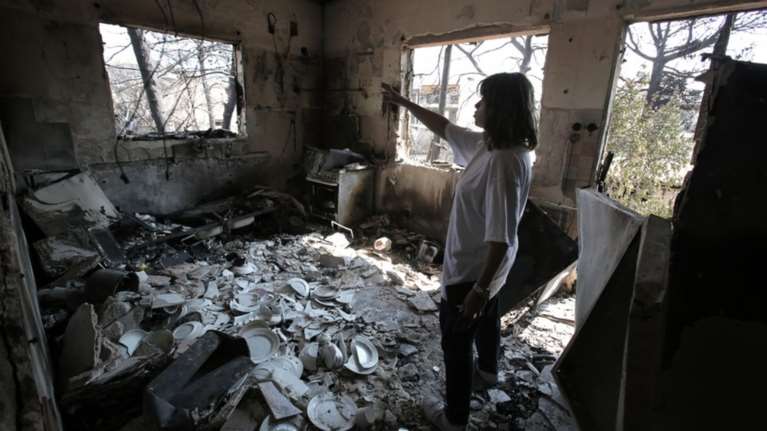 Αυτοψία: Μη κατοικήσιμα τα μισά σπίτια στα καμένα της Αττικής