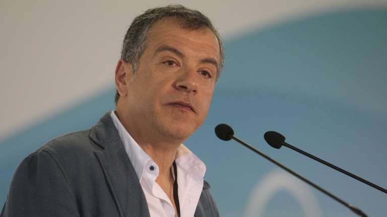 Θεοδωράκης: Επιτέλους κάποιος πρέπει να παραιτηθεί για την τραγωδία