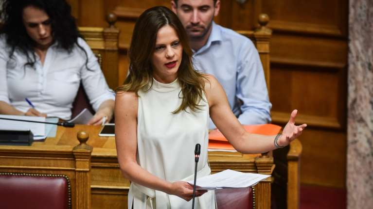 Αχτσιόγλου: Προϋπολογισμένα όλα τα μέτρα ανακούφισης των πληγέντων