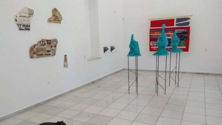 Η σύγχρονη τέχνη ταξιδεύει στα μουσεία των Κυκλάδων