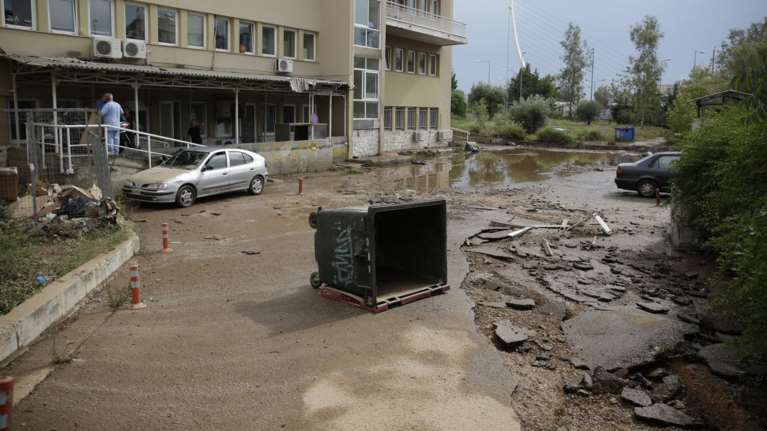 ΠΟΕΔΗΝ: Αντιπλημμυρικά στο &quot;Σωτηρία&quot; πριν θρηνήσουμε θύματα