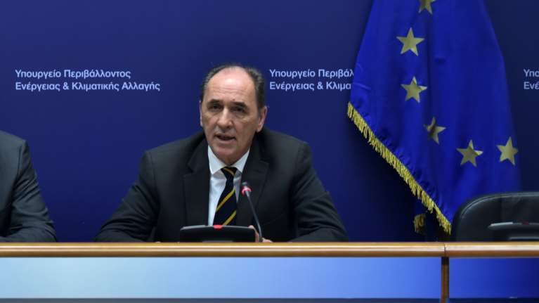 «Fast track» κατεδαφίσεις αυθαιρέτων ανακοίνωσε η κυβέρνηση