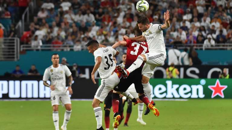 Η Μάντσεστερ Γιουνάιτεντ νίκησε 2-1 τη Ρεάλ Μαδρίτης