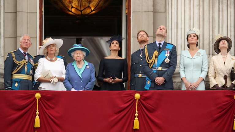 Θα του κλείσουν το στόμα: Το παλάτι έξω φρενών με τον πατέρα της Μαρκλ