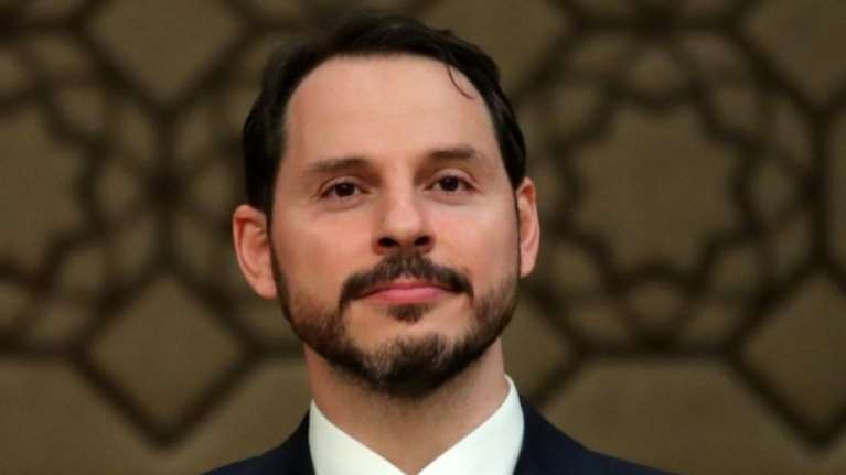 Τούρκος ΥΠΟΙΚ: Απαράδεκτες οι αμερικανικές κυρώσεις