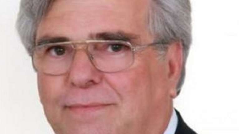 Το Twitter ξεσαλώνει με τον αντιπρόεδρο της ΕΥΔΑΠ και τα ...ενεργειακά όπλα