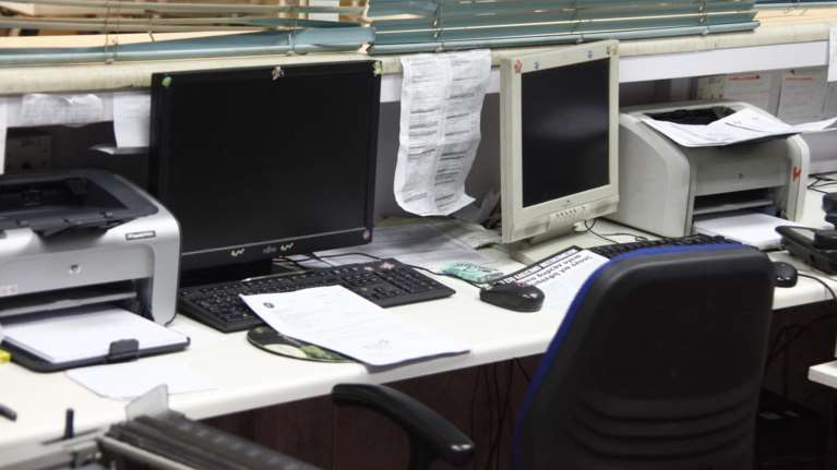 «Είδος υπό εξαφάνιση» οι μισθωτοί με αποδοχές πάνω από 2.000€