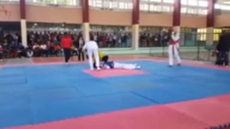 Σοκαριστικό: Μαθητής παθαίνει ανακοπή σε αγώνα τάε κβο ντο στην Κούβα (vid)