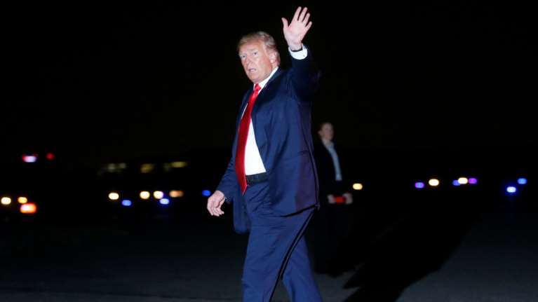 Τραμπ: «Πιο αποτελεσματικοί από όσο θα περίμενε κανείς οι δασμοί»