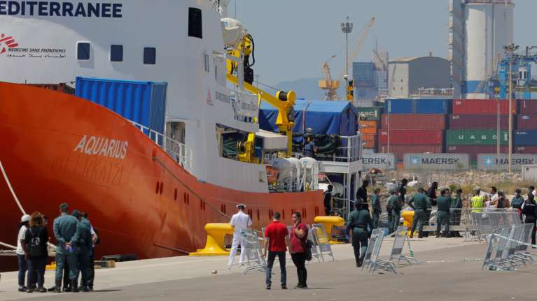 Περίπου 400 πρόσφυγες διασώθηκαν ανοικτά των ισπανικών ακτών