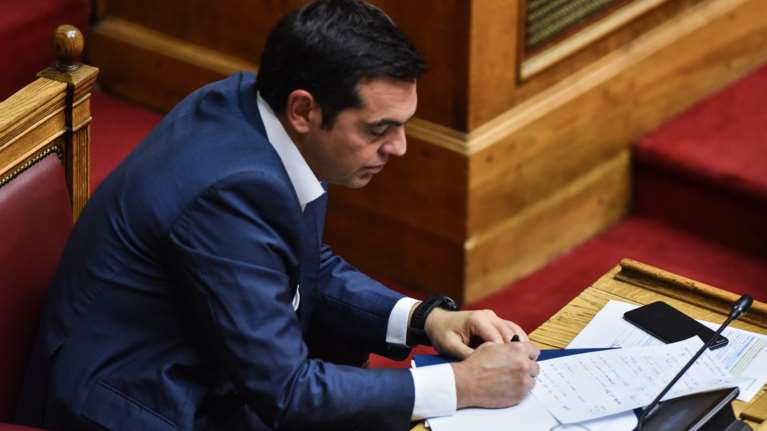 Οι καρατομήσεις τελείωσαν,  ανασχηματισμός προ των πυλών