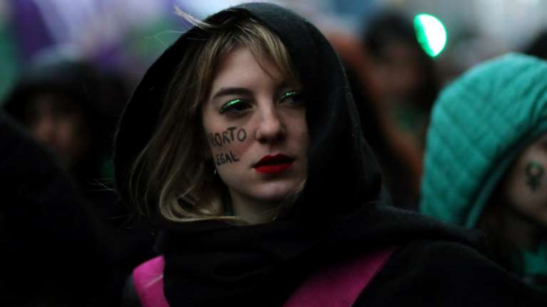 Η Γερουσία της Αργεντινής δεν αποποινικοποίησε τις αμβλώσεις