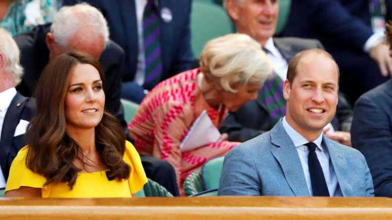 Ο Γουίλιαμ πέρασε καλά στις διακοπές με την Κέιτ - Η ηλιοκαμένη εμφάνιση