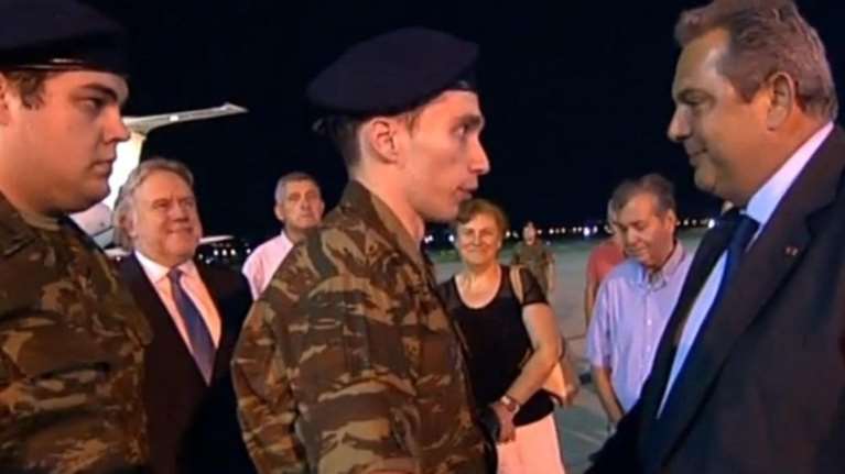 Η μεγάλη επιστροφή: Στην Ελλάδα οι 2 στρατιωτικοί μετά 5 μήνες