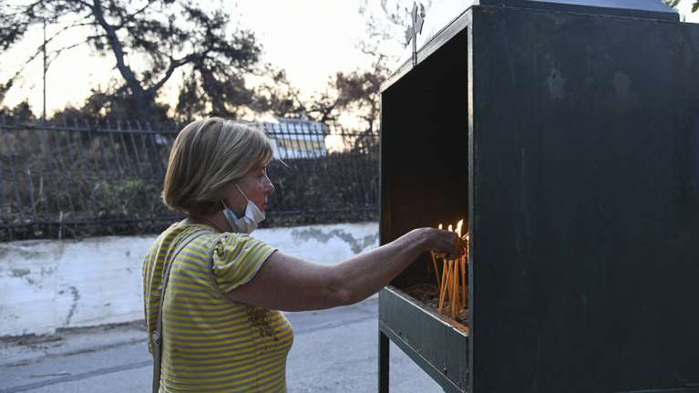 Αναφορά Σπίρτζη σε Αρειο Πάγο για κατασχέσεις ενίσχυσης σε πυρόπληκτους
