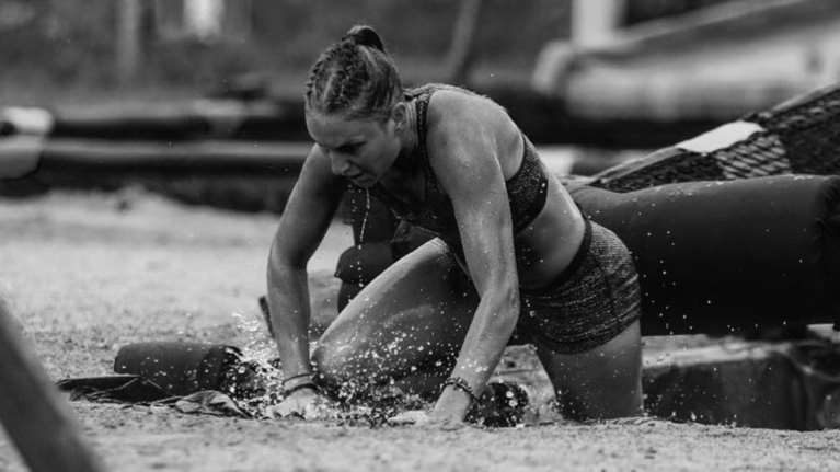 Κατερίνα Δαλάκα: Η απαγορευμένη φωτο από το Survivor εκθέτει την παραγωγή