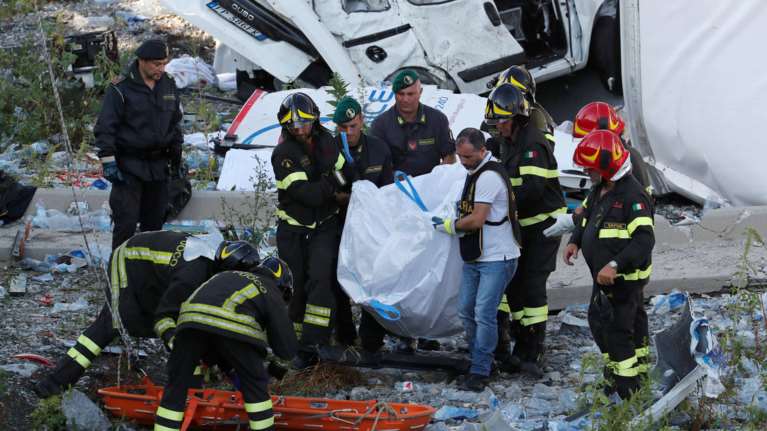 Γένοβα: Eρευνες στην γέφυρα του θανάτου για 20 αγνοούμενους