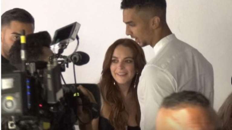 Νέες εικόνες από το νέο reality της Λ. Λόχαν και του MTV στη Μύκονο