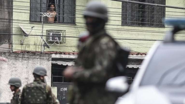 Μεγάλη επιχείρηση κατά διακινητών ναρκωτικών στο Ρίο ντε Τζανέιρο