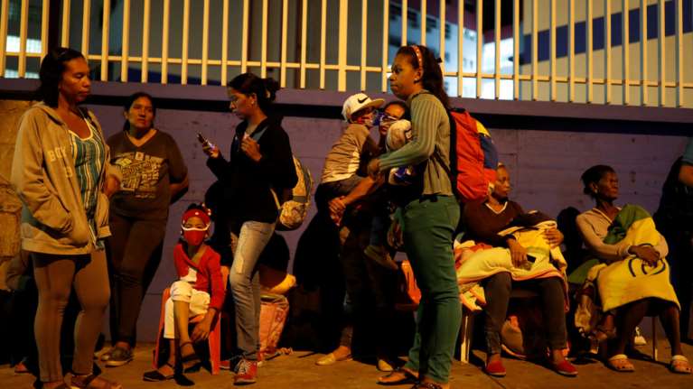 Πανικός την στιγμή του σεισμού 7,3 Ρίχτερ στη Βενεζουέλα