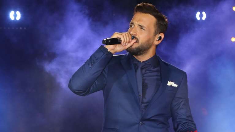 Απειλή λουκέτου &amp; πρόστιμο στο μαγαζί που εμφανίζεται ο Βέρτης