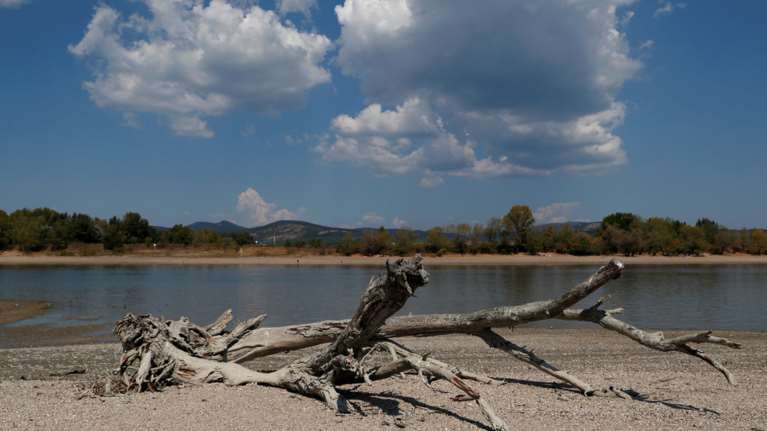 Σε χαμηλό ρεκόρ η στάθμη στον Δούναβη  εξαιτίας της ξηρασίας