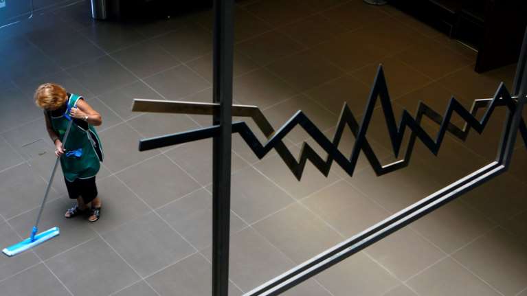 Les Echos:Η πραγματική πρόκληση της Ελλάδας η επανασύνδεση με επενδυτές