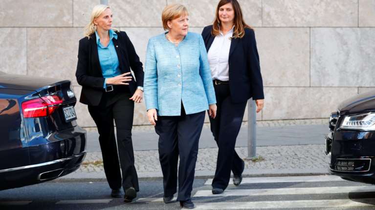 Αρνητική η Μέρκελ σε νέα μέτρα για την κλιματική αλλαγή