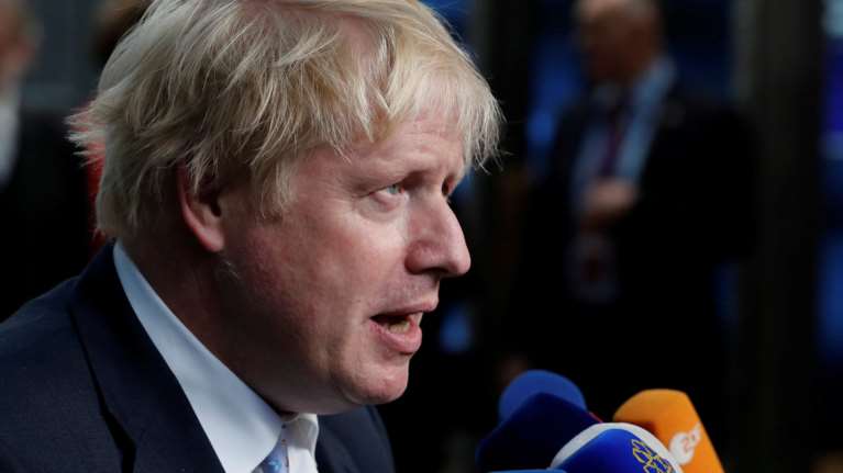 Μπόρις Τζόνσον: Aν νομίζετε ότι η κρίση τελείωσε, ήπιατε πολλή ρετσίνα!