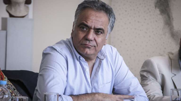 Σκουρλέτης: Η Παπακώστα στηρίζει τη συμφωνία των Πρεσπών