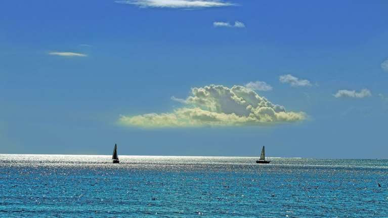 Aίθριος καιρός σε όλη τη χώρα-θερμοκρασία στους 34 βαθμούς