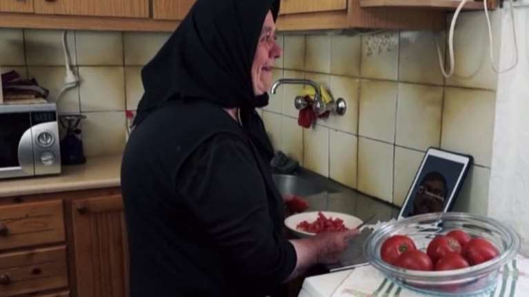 Οι μοναχικοί ηλικιωμένοι έχουν δικαίωμα στην ψυχαγωγία