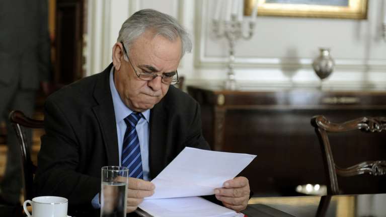 Δραγασάκης: «Ό,τι περνά από το χέρι μας για να μην κοπούν συντάξεις»