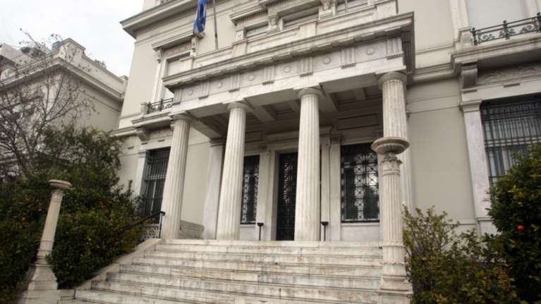 Ύποπτοι άφησαν ...λάδια και στο Μουσείο Μπενάκη