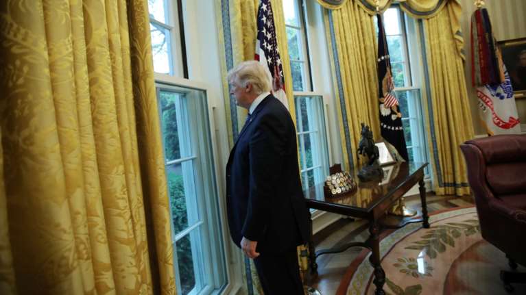 Νέες φωτιές από το βιβλίο Γούντγουορντ για τον Τραμπ: Προκαλεί απόγνωση