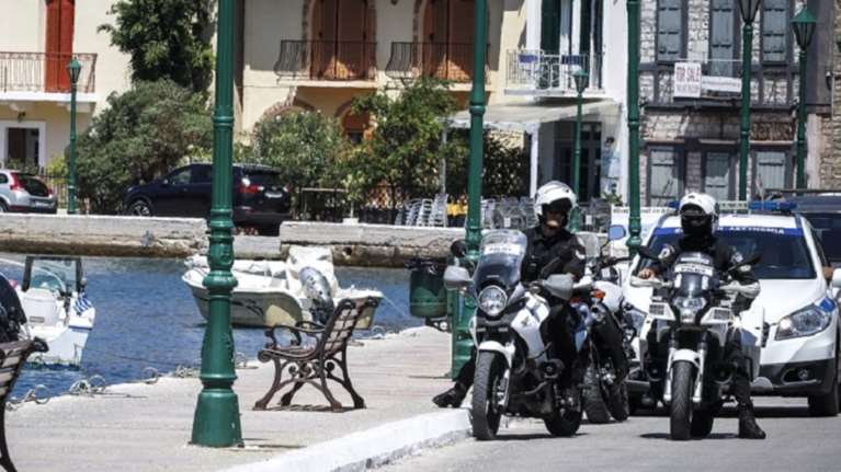 Ρόδος: Σύλληψη επτά ατόμων για κλοπή καρτών από νυχτερινά κέντρα