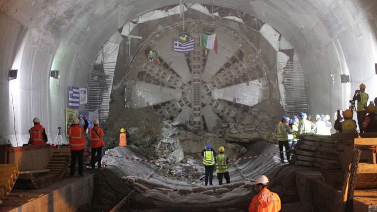 Πέφτουν οι υπογραφές για τη Γραμμή 4 του Μετρό: 15 νέοι σταθμοί που θα εξυπηρετούν 340.000 πολίτες ημερησίως